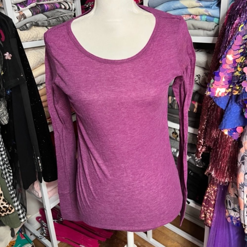 ORCHID LONG SLEEVE TEE